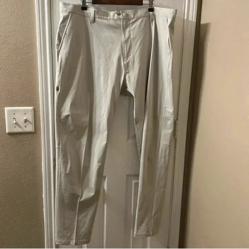 Rhone Men's Classic Commuter Pants in Tan Size 42